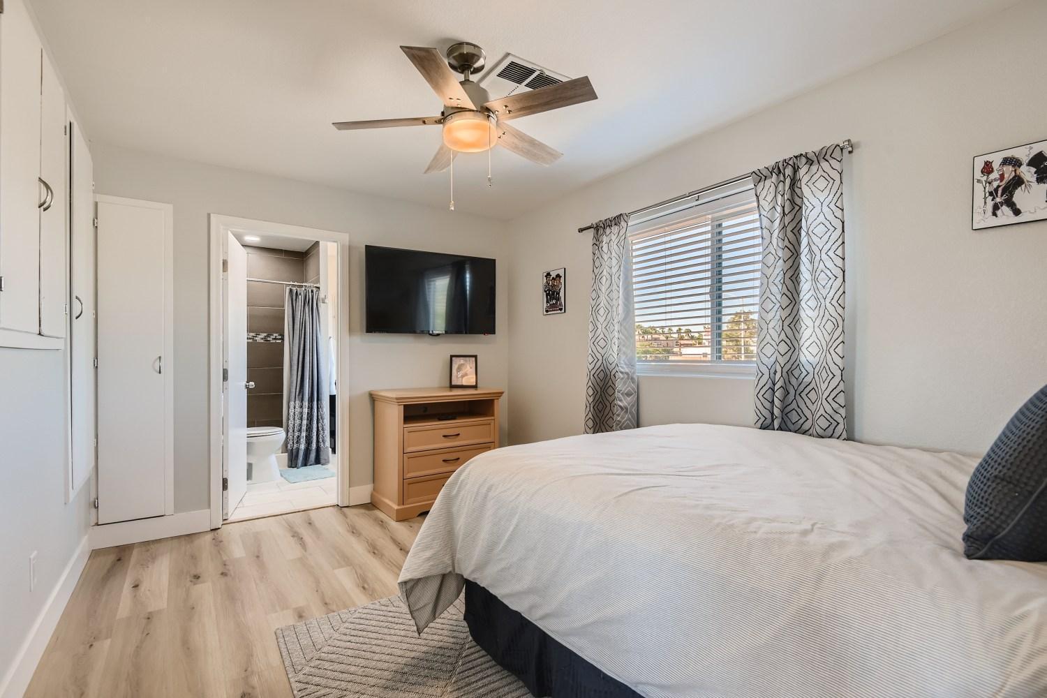 Villa Lux Life! Location For Business Or Play!